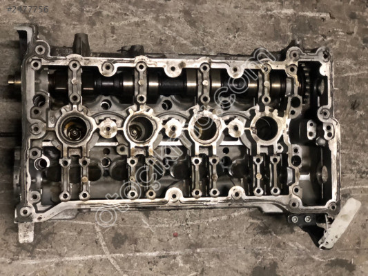 06B103373AM AUDİ A4 A6 PASSAT 2.0 ALT SİLİNDİR KAPAK