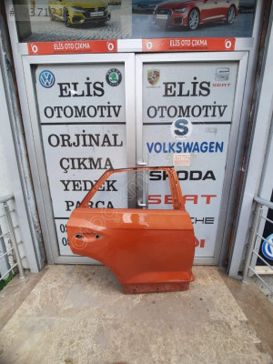 VOLKSWAGEN TİGUAN SAĞ ARKA KAPI