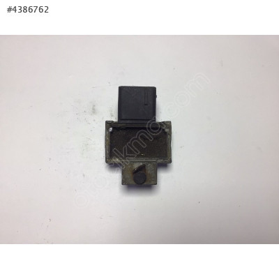 Renault Fluence Kızdırma Rölesi 8200859243