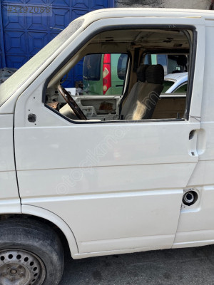 Transporter t4 çıkma orijinal sol ön kapı