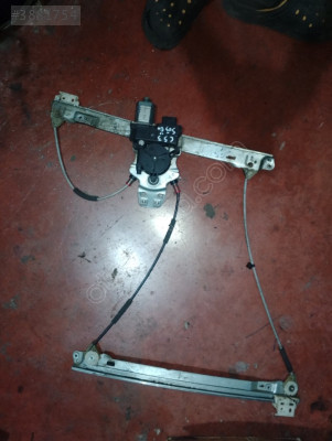 Citroen C5 çıkma sağ ön cam krikosu