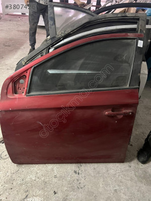 hyundai i20 sol ön kapı - hyundai i20 çıkma sol ön kapı i20 kapı