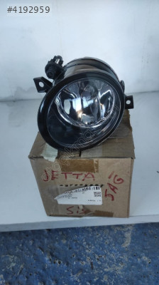 VOLKSWAGEN JETTA SAĞ SİS FARI
