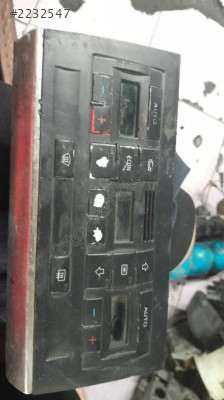 Audi a4 klima kontrol paneli çıkma