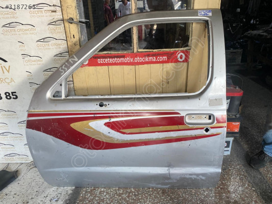 NİSSAN SKYSTAR SOL ÖN KAPI ORJİNAL ÇIKMA TEMİZ 2000-2010
