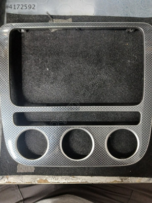 1Q0858071F Teyp Çerçevesi Scirocco