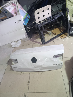 Volkswagen Passat b8 bagaj kapağı orjinal çıkma parça