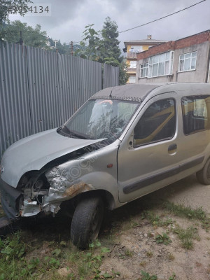 Renault kargo  2001 model  sol ön kapı orijinal  çıkma