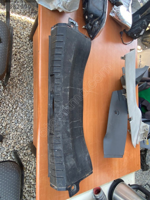 Ford focus 2 sedan arka panel iç kaplaması 2005-2010
