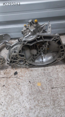 Opel Corsa 1,2  şanzıman. Oto Erkan Ünye
