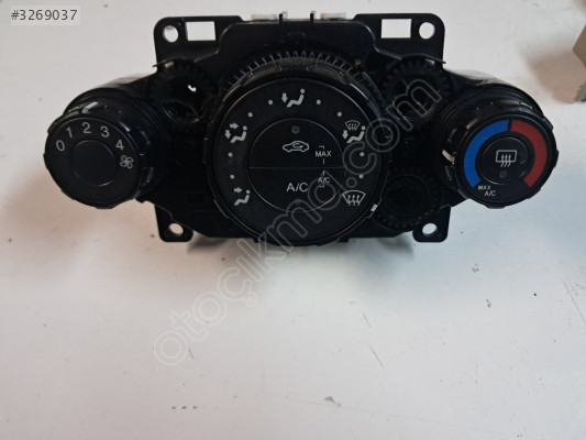 FORD FİESTA KLİMA KONTROL PANELİ