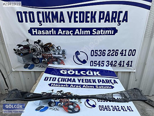Dacia Duster Ön Cam Izgarası ORJİNAL