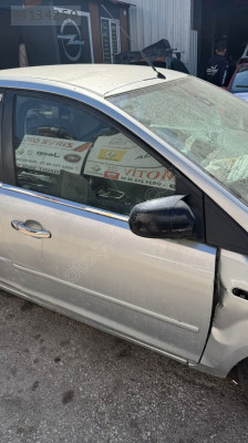 Ford focus 2 çıkma orjinal hatasız sağ ön kapı