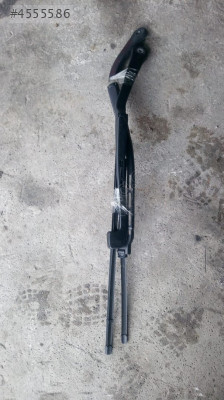 BMW E90 SİLGİ KOLLARI ÇEVİK OTO ÇIKMA