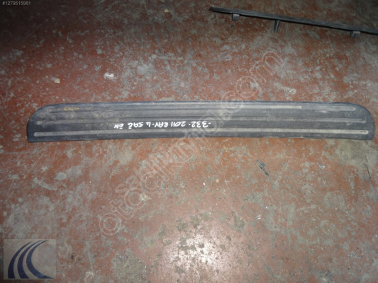 TOYOTA RAV4 2010 ÇIKMA SAĞ ÖN DIŞ MARŞBEL PLASTİĞİ