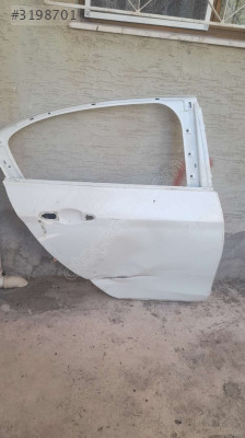 Fiat egea sağ arka kapı orjinal