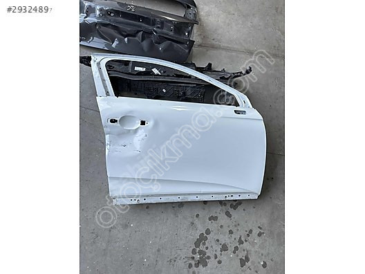 Clio 5 sağ ön Kapı beyaz Orjinal