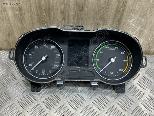 MG ZS EV GÖSTERGE PANELİ
