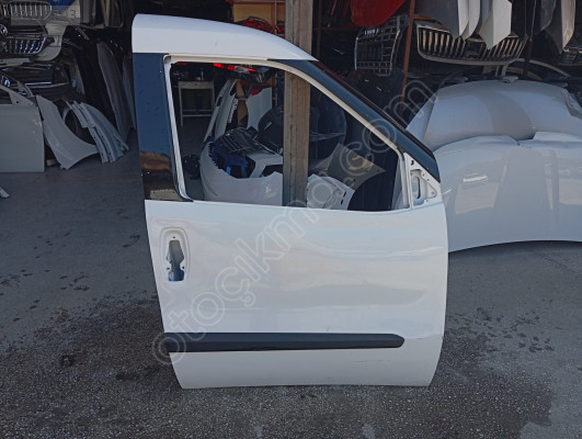 DOBLO SAĞ ÖN KAPI