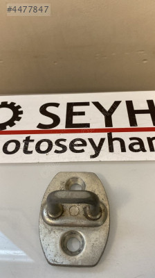 toyota corolla 2008 sağ ön kapı kilit karşılığı