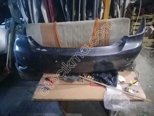 TOYOTA COROLLA 2009-13 ARKA TAMPON ÇELİKLER OTO ÇIKMA