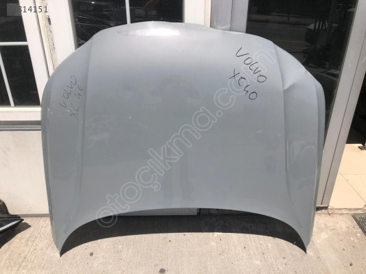 VOLVO XC40 KAPUT