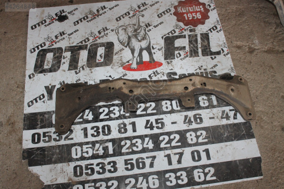 BMW E36 1996 1.18İ ALT TRAVERS