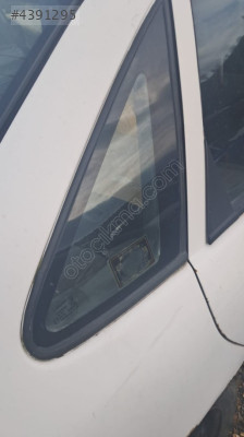 OPEL VECTRA A SAĞ ARKA KELEBEK CAM.OTO ERKAN ÜNYE
