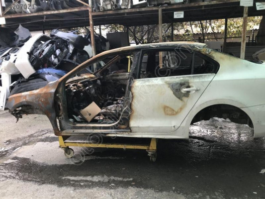 VOLKSWAGEN JETTA 2011 2017 SOL ARKA ÇAMURLUK 5C6809843