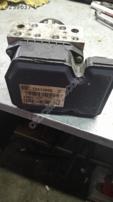 Opel insignia abs beyni orjinal çıkma