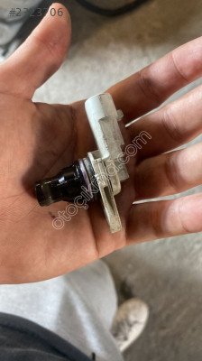 55216241 opel corsa d eksantirik mili sensörü