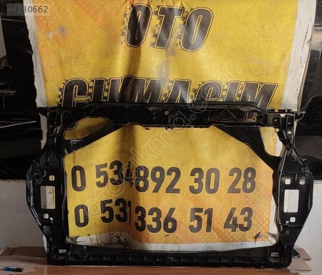 AUDİ Q3 ÖN PANEL 8U0805661