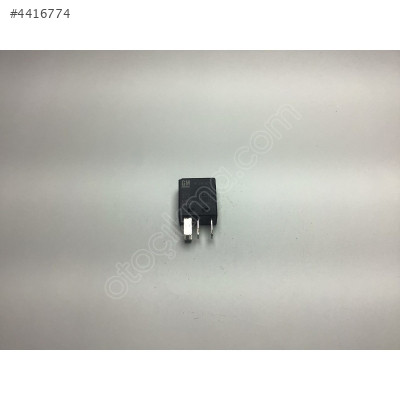 Saab 9-5 Sinyal Rölesi 90506607 A1301-X31