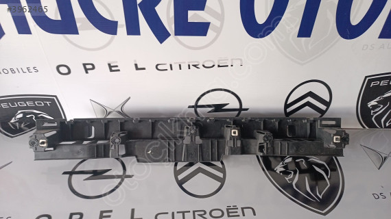 CİTROEN C4 X ARKA TAMPON ORTA BRAKET 9839966480