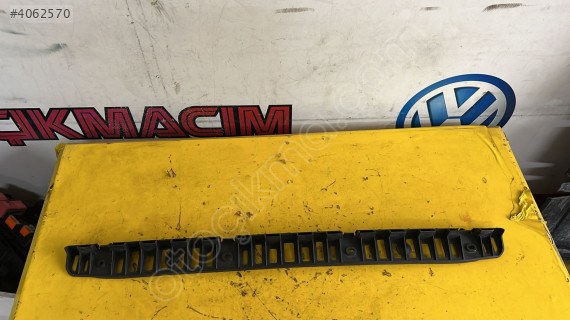VOLKSWAGEN JETTA ARKA TAMPON ORTA BRAKET 1K5807863B