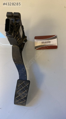 5Q1723503K Skoda Octavia 2021 gaz pedalı