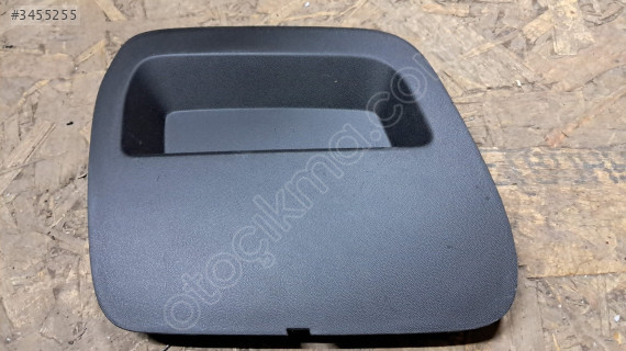 DACİA DUSTER ÖN TAMPON ÇEKİ DEMİR KAPAĞI 511802392R