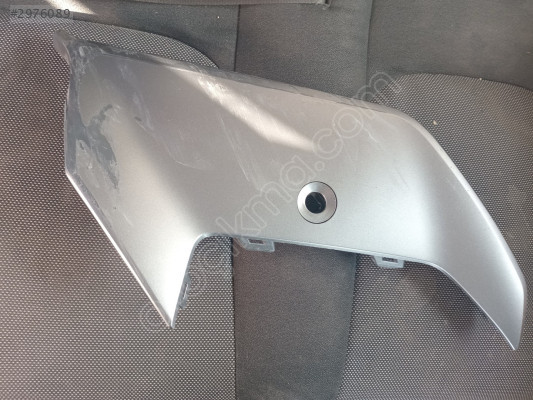 Clio 5 yeni RS Ön tampon bandi sag 620740047R