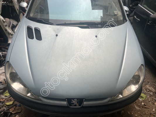 Pejo 206 hatasız çıkma motor kaputu tüm parçaları mevcut