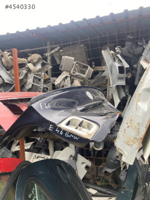 BMW E46 bagaj kapağı