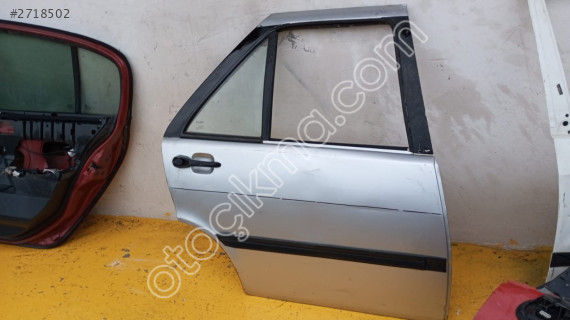 Fiat Tipo sağ arka kapı