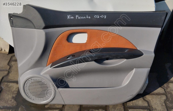 Kia Picanto sağ kapı döşemesi