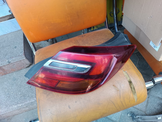 OPEL INSİGNİA A SAĞ STOP ÇIKMA ORJİNAL YEDEK PARÇA