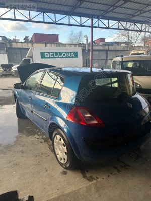 MEGANE 2 HECBEK BAGAJ KAPAĞI DOLU HATASIZ