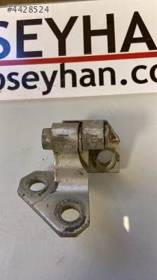 1K4833402J Volkswagen Jetta 2007 sağ arka kapı üst menteşesi