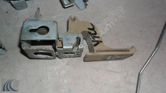 HONDA CIVIC 2004 ÇIKMA BAGAJ AÇMA KOLU