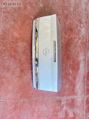 Opel Vectra bagaj kapağı