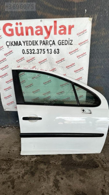 PEUGEOT 207 SW SAĞ ÖN KAPI