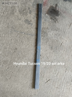 Hyundai Tucson çıkma sol arka kapı bandı