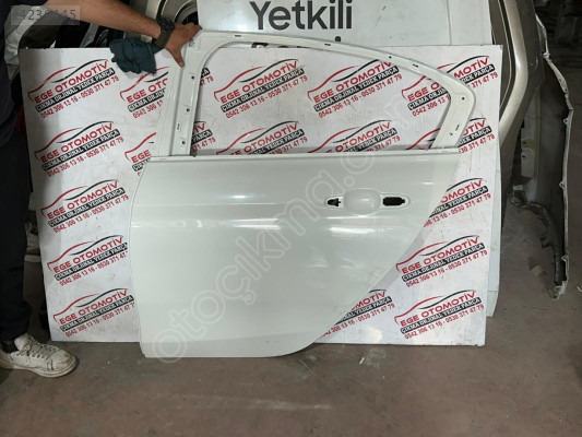 FİAT EGEA BEYAZ SOL ARKA KAPI ORJINAL BOYASIZ